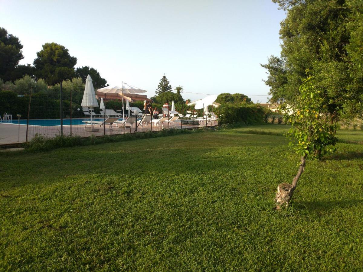 Villa Teti - Sicilia Campofelice di Roccella Kültér fotó